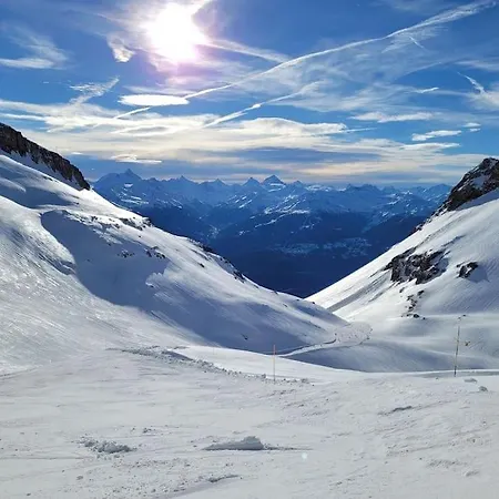 4bdr Alpine With Game And Sunny Terrace Villa