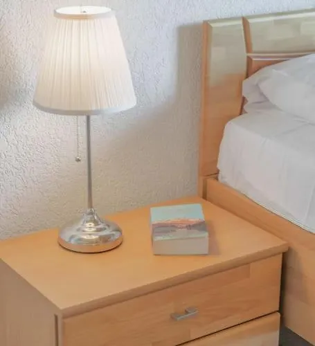 4bdr Alpine With Game And Sunny Terrace Willa *