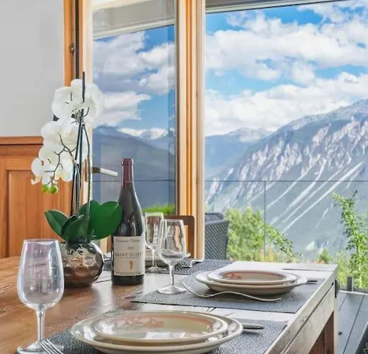 4bdr Alpine With Game And Sunny Terrace Willa Crans-Montana