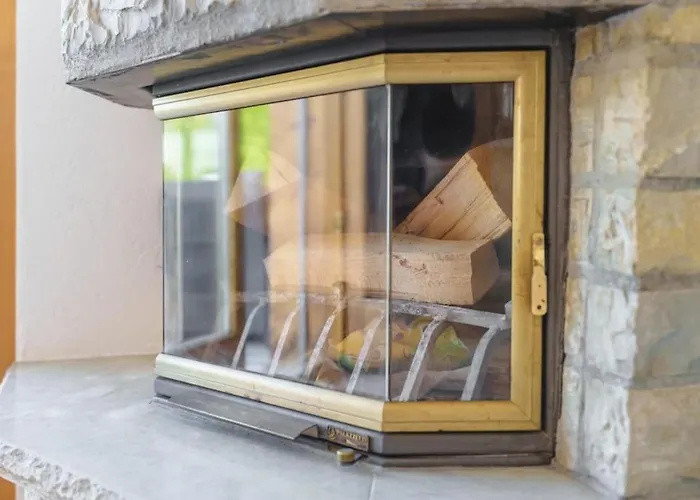 4bdr Alpine With Game And Sunny Terrace *