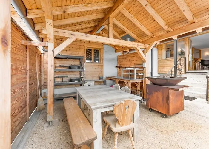 4bdr Alpine With Game And Sunny Terrace Willa *