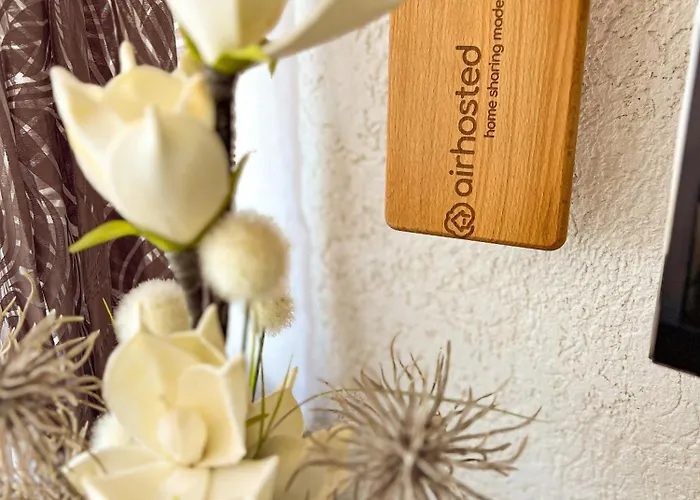 4bdr Alpine With Game And Sunny Terrace Willa *