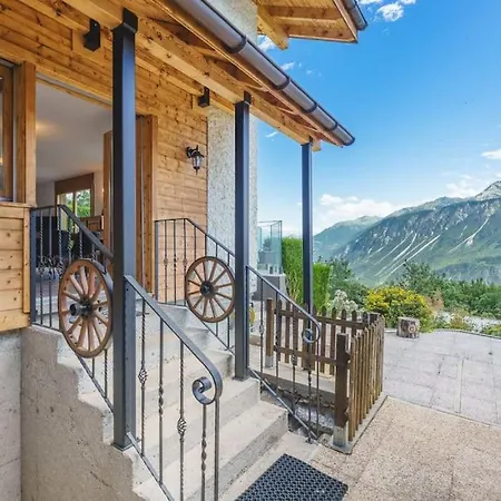 4bdr Alpine With Game And Sunny Terrace Villa *